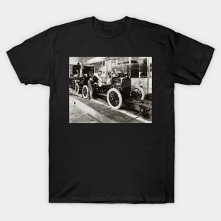 Auto Assembly Line, 1923. Vintage Photo T-Shirt